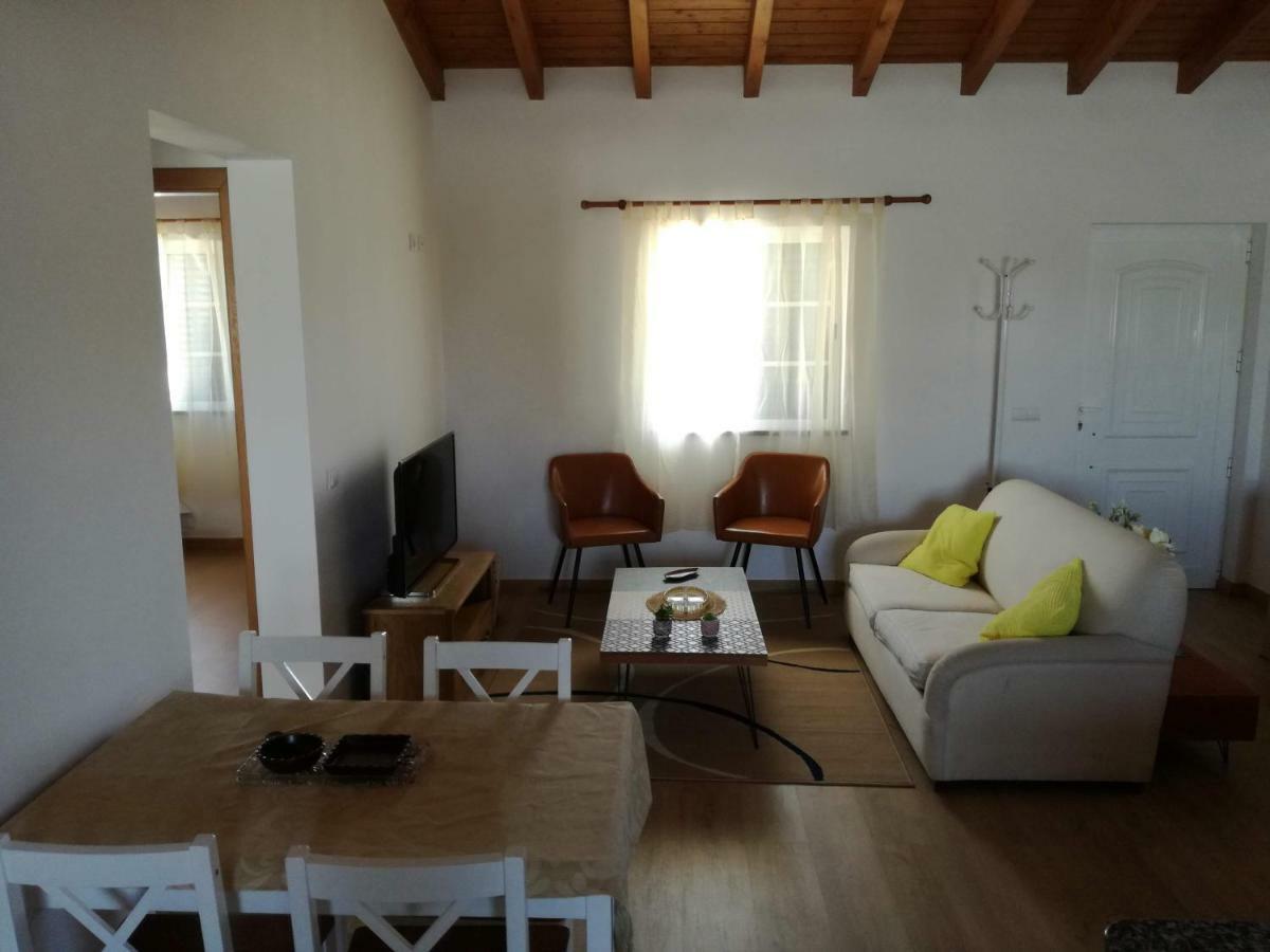 Vila Casa Pompona 3 Rogil Exteriér fotografie